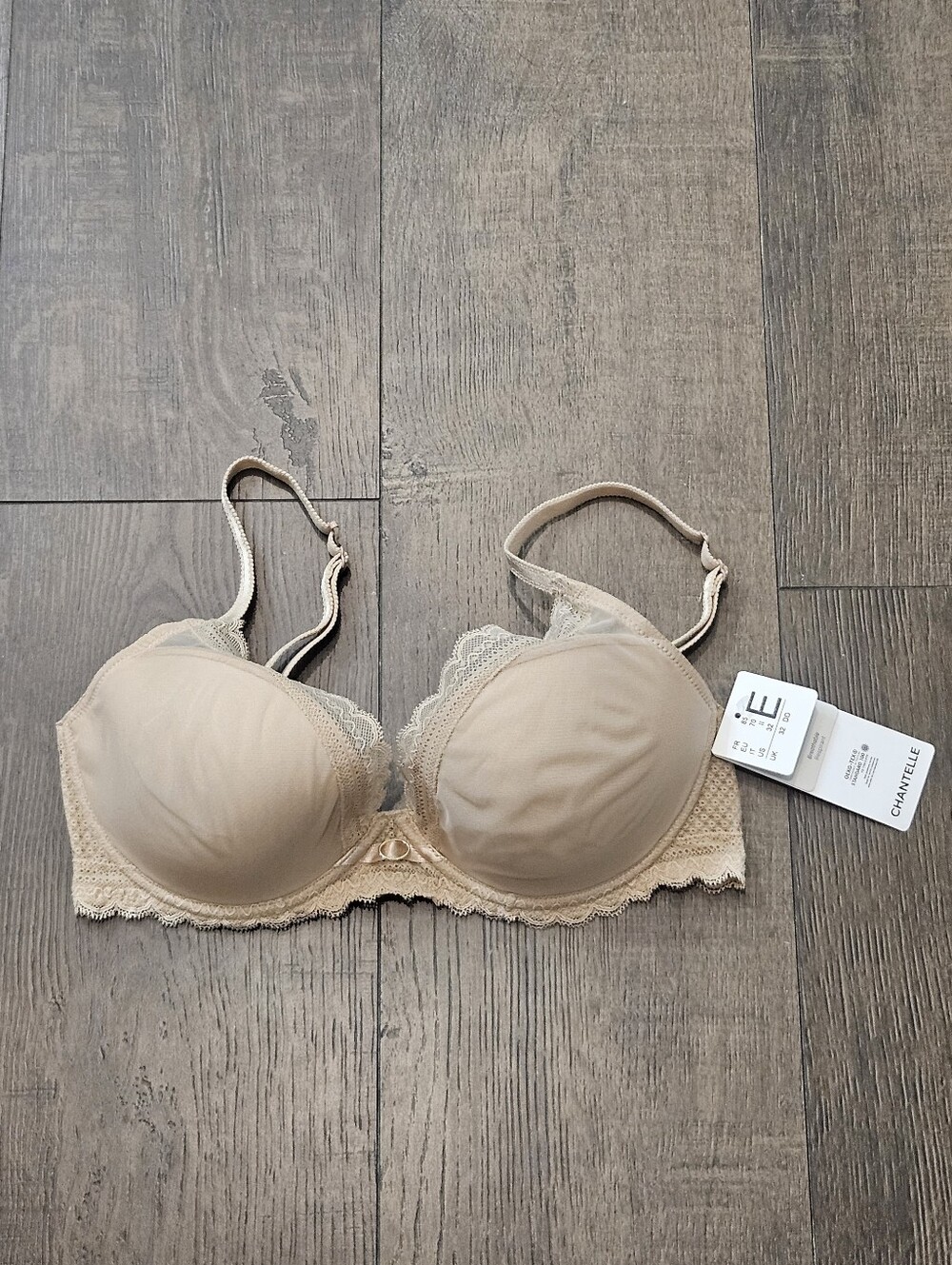 Chantelle, Parisian Allure Plunge Bra NUDE
